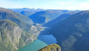 Bøttejuv - Årdalstangen