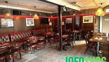 Hos Flyvern Pub - Holmestrand