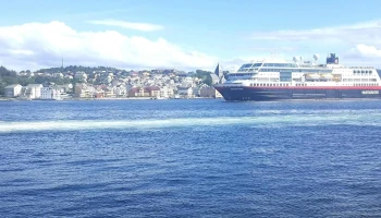 Hurtigruten Kristiansund - Kristiansund