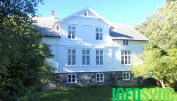 Nordmørsmusea, Rosvoll prestegård, museum, galleri og turområde - Smøla