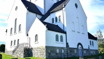 Ås kirke - Bøverbru