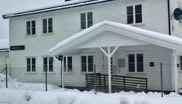 Audnedal Stasjon -  Videoer - Konsmo