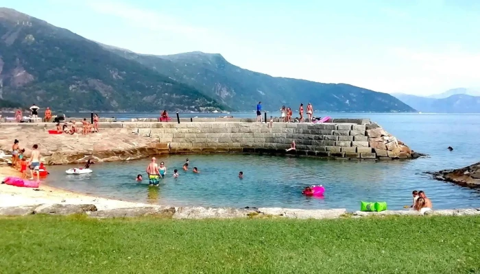 Balestrand Badeplass -  Nummer - Balestrand