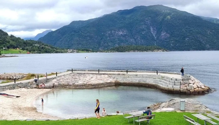 Balestrand Badeplass -  Poengsum - Balestrand