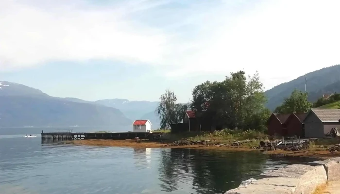 Balestrand Badeplass -  Rabatter - Balestrand