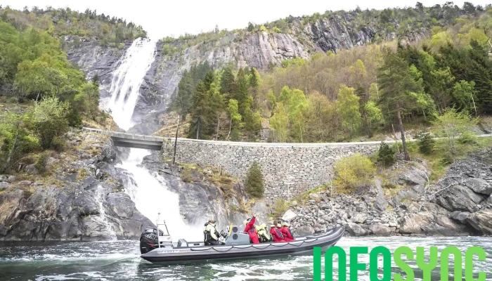 Balestrand Fjord Adventures -  Fra Eieren - Balestrand