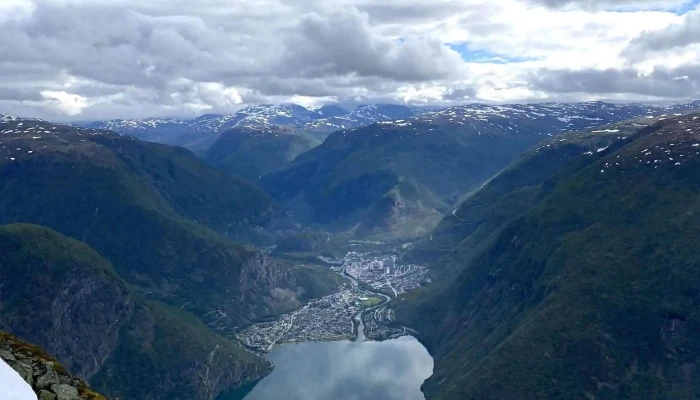 Bottejuv Hvordan Komme Dit - Årdalstangen