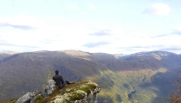Bottejuv Turistattraksjon - Årdalstangen