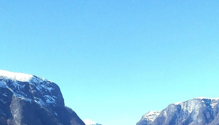Dagsturhytta Vinjaasenhytta   Aurland Hytte - Aurland