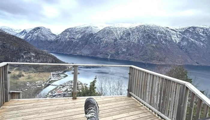 Dagsturhytta Vinjaasenhytta   Aurland Instagram - Aurland