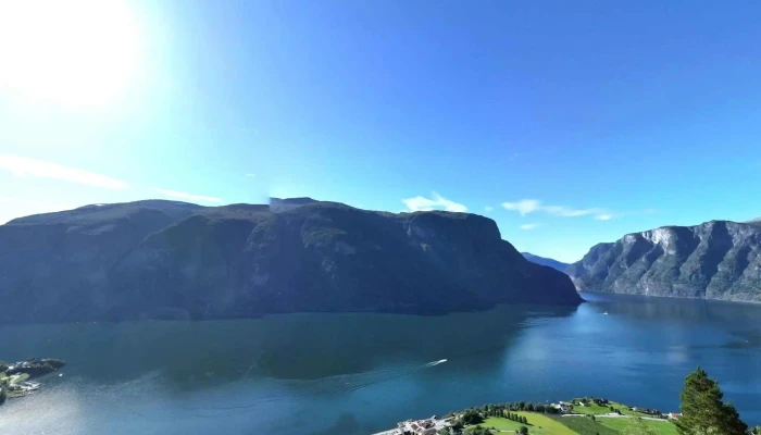 Dagsturhytta Vinjaasenhytta   Aurland Street View 360deg - Aurland