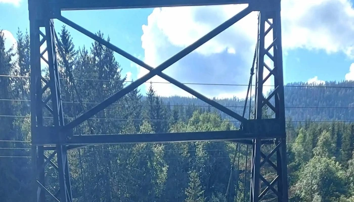 Dokka Skysstasjon -  Skytjenester - Dokka