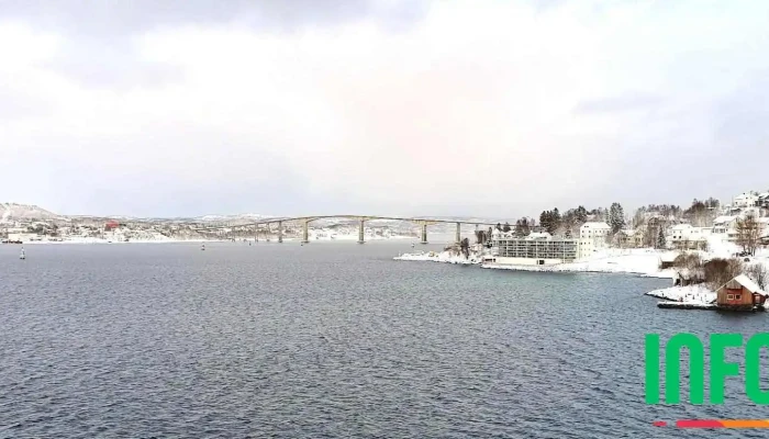 Finnsnes Kystrutekai -  Bat - Finnsnes