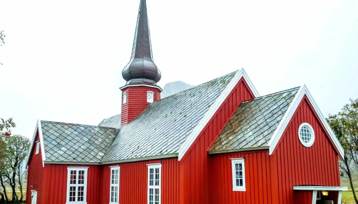 Flakstad Kirke -  Nettsted - Ramberg