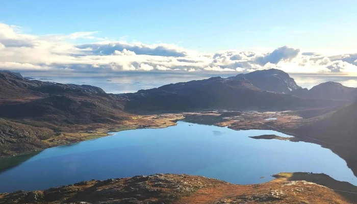 Flakstadtind -  Hvor - Ramberg