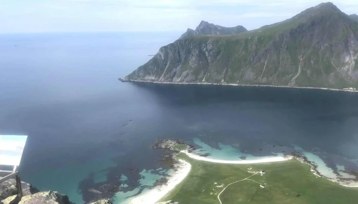 Flakstadtind -  Utsiktspunkt - Ramberg