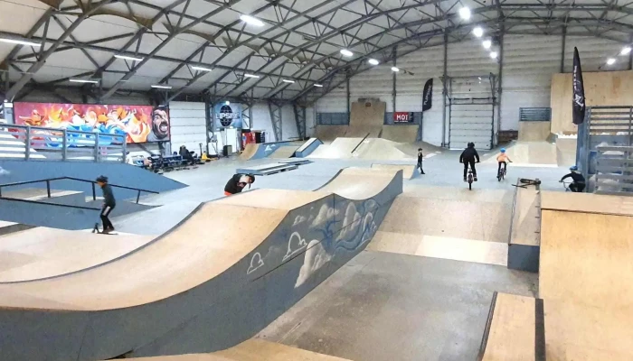 Flipside Skatepark -  Skatepark - Vanse