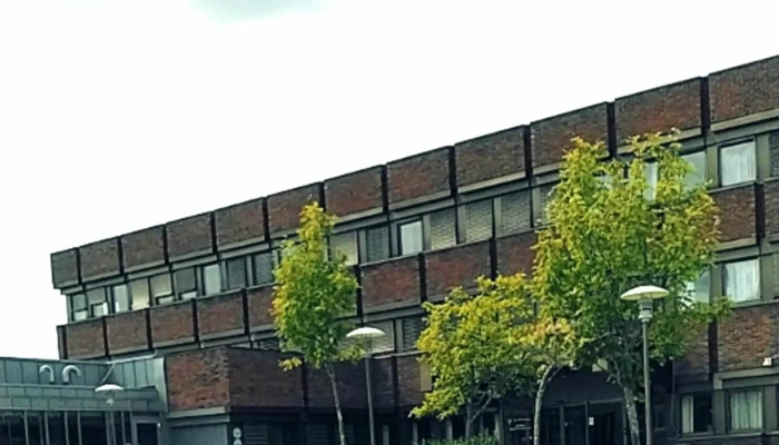 Fyrverkeriet Bibliotek -  Videoer - Raufoss
