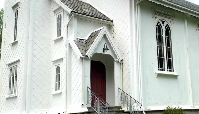 Gjemnes Kirke -  Kirke - Gjemnes