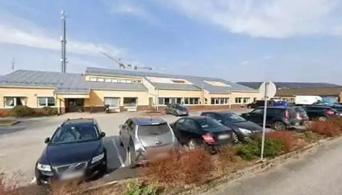Gjenbruksbutikken Knarvik Industri Og Miljo As Street View 360deg - Isdalstø
