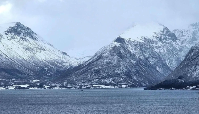 Hareid Ferjekai -  Fergeterminal - Hareid