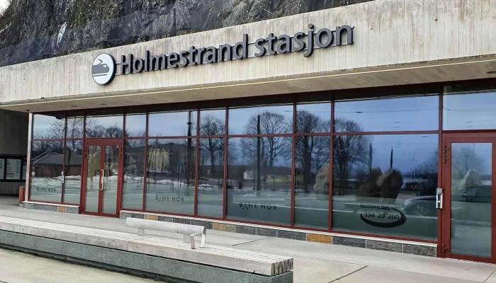 Holmestrand Stasjon -  Rabatter - Holmestrand
