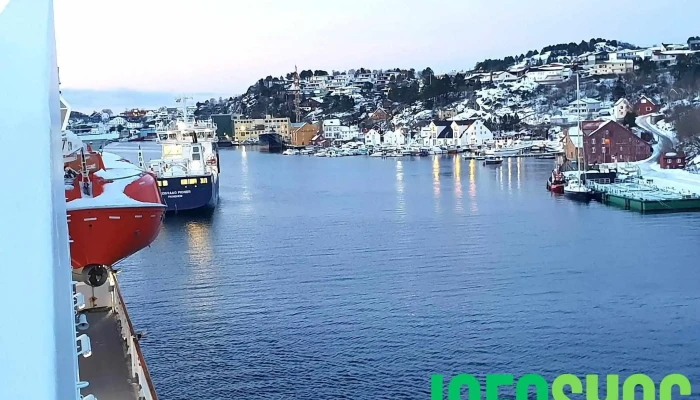 Hurtigruten Kristiansund -  Reise - Kristiansund