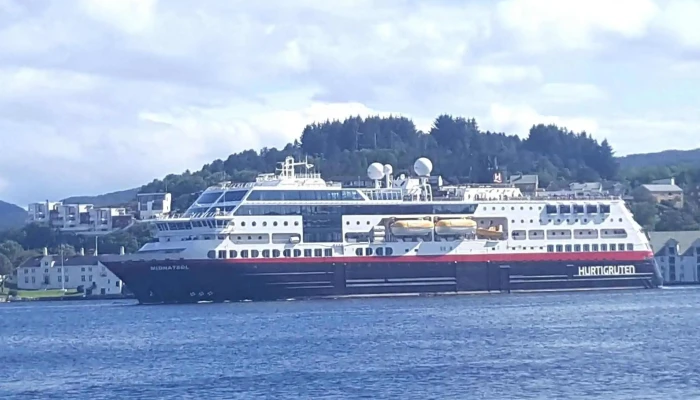 Hurtigruten Kristiansund -  Timeplan - Kristiansund