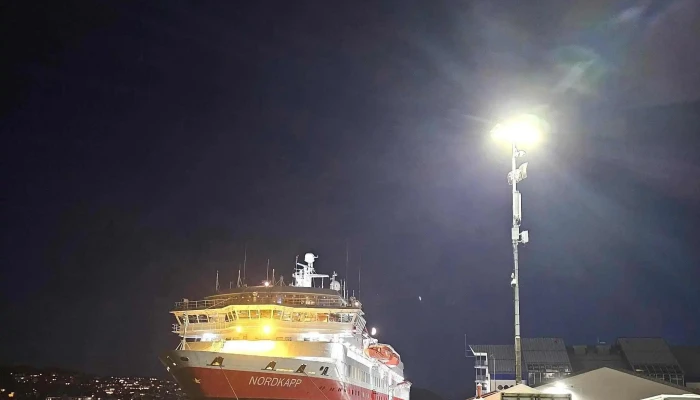 Hurtigruten Kristiansund -  åpen Nå - Kristiansund