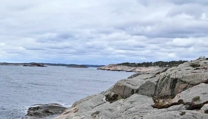 Jettegrytene Pa Sild Risør - Risør