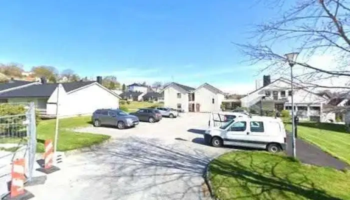 Kafeen Pa Finnoy Innbyggertorg Street View 360deg - Finnøy