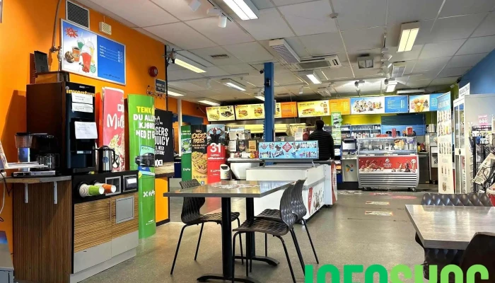 Kioskgrillrestaurant Fra Besokende - Tana Bru