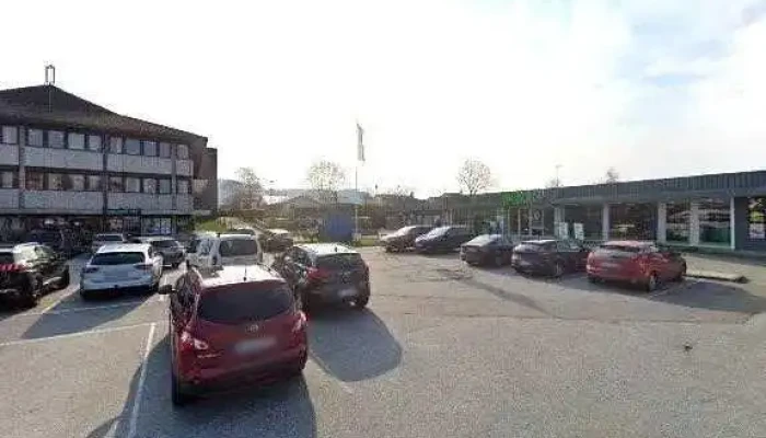 Kiwi Frekhaug -  Street View 360deg - Frekhaug