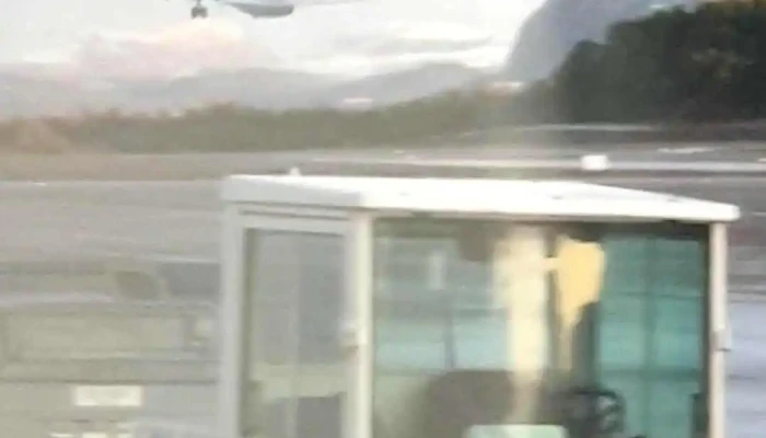 Kristiansund Lufthavn Kvernberget Rullebane - Kristiansund