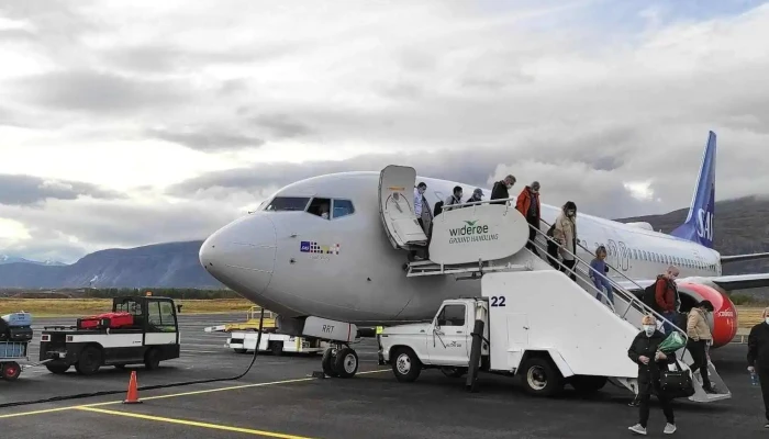 Lakselv Lufthavn Banak Lkl Fastvingefly - Lakselv