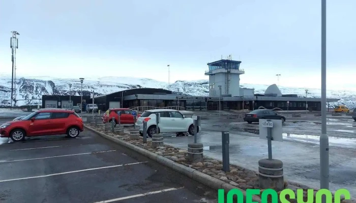Lakselv lufthavn, Banak (lkl) - Lakselv