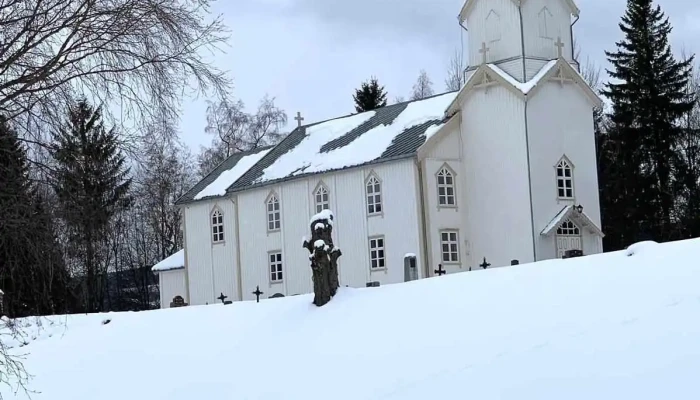 Meraker Kirke Alle - Meråker