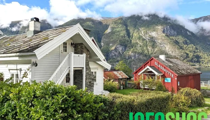 Merete Rein Kunstglass - Aurland