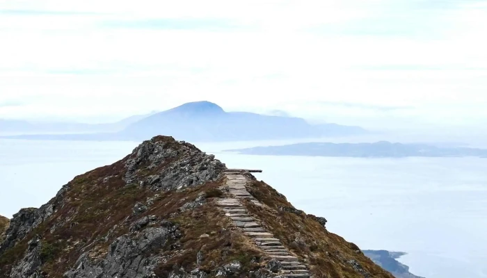 Midsundtrappene Rorsethornet Videoer - Midsund