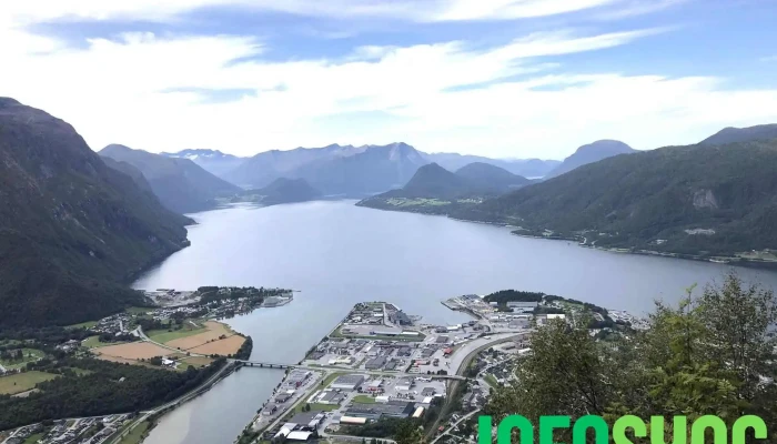 Nesaksla -  Alle - Åndalsnes