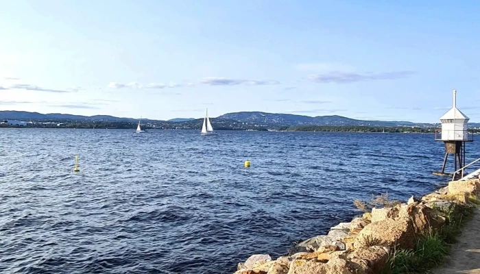 Nesoddtangen Brygge -  Nær Meg - Nesoddtangen