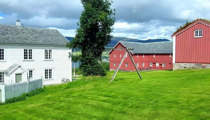 Nesset Prestegard - Eidsvåg I Romsdal