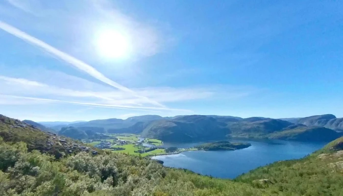 Osen Fjordcamping -  Street View 360deg - Steinsdalen