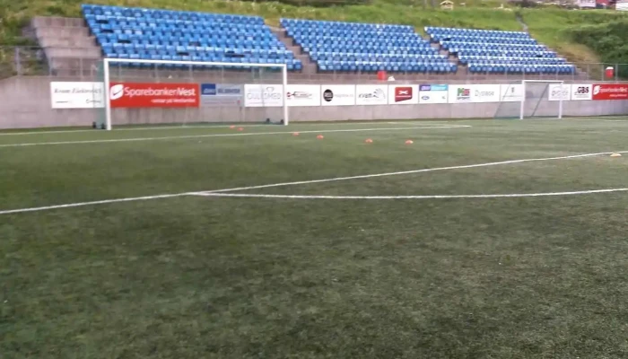 Oystesehallen Fotball - Øystese