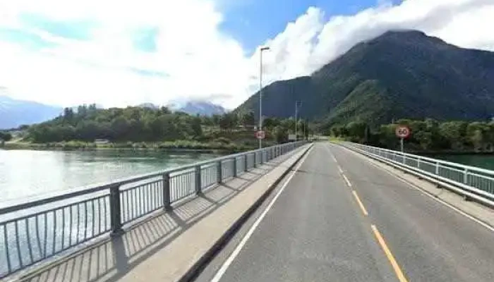 Raumabrua -  Street View 360deg - Veblungsnes