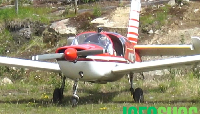 Reinsvoll Flyplass -  Fastvingefly - Reinsvoll