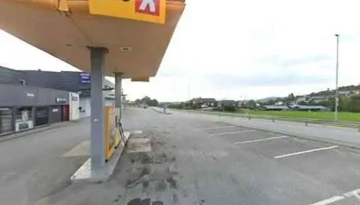 Rensikt Spylervaeske Fitjar Street View 360deg - Fitjar