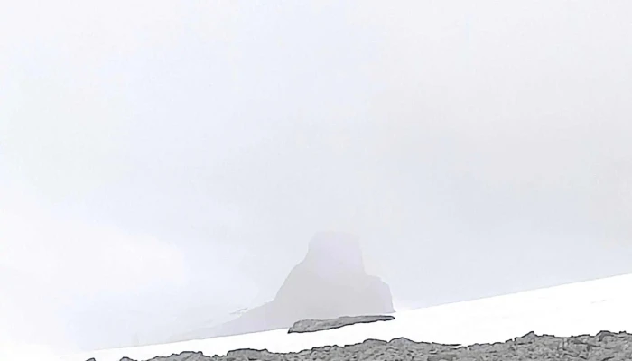 Romsdalseggen Ridge -  åpen Nå - Isfjorden