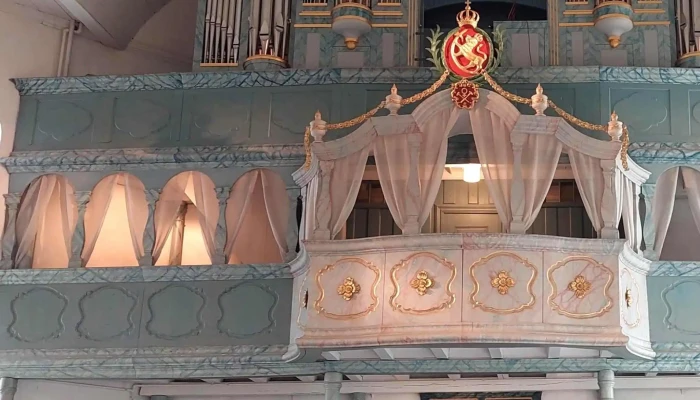 Roros Kirke Plassering - Røros