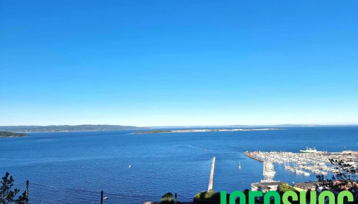 Roveheisen - Holmestrand Jernbanestasjon - Holmestrand
